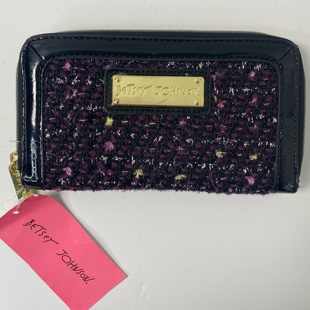 Betsey Johnson NWT Tweedie Pink,Black, & Purple Tweed Zip Around Wallet w Gold